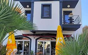 Marina Sahil Hotel